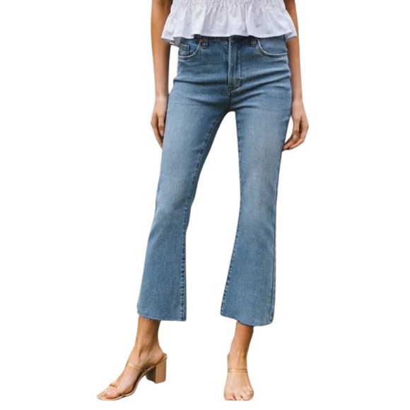 NWT‎ BlankNYC Women's The Varick Kick Flare Jeans Cropped - Picture 1 of 6